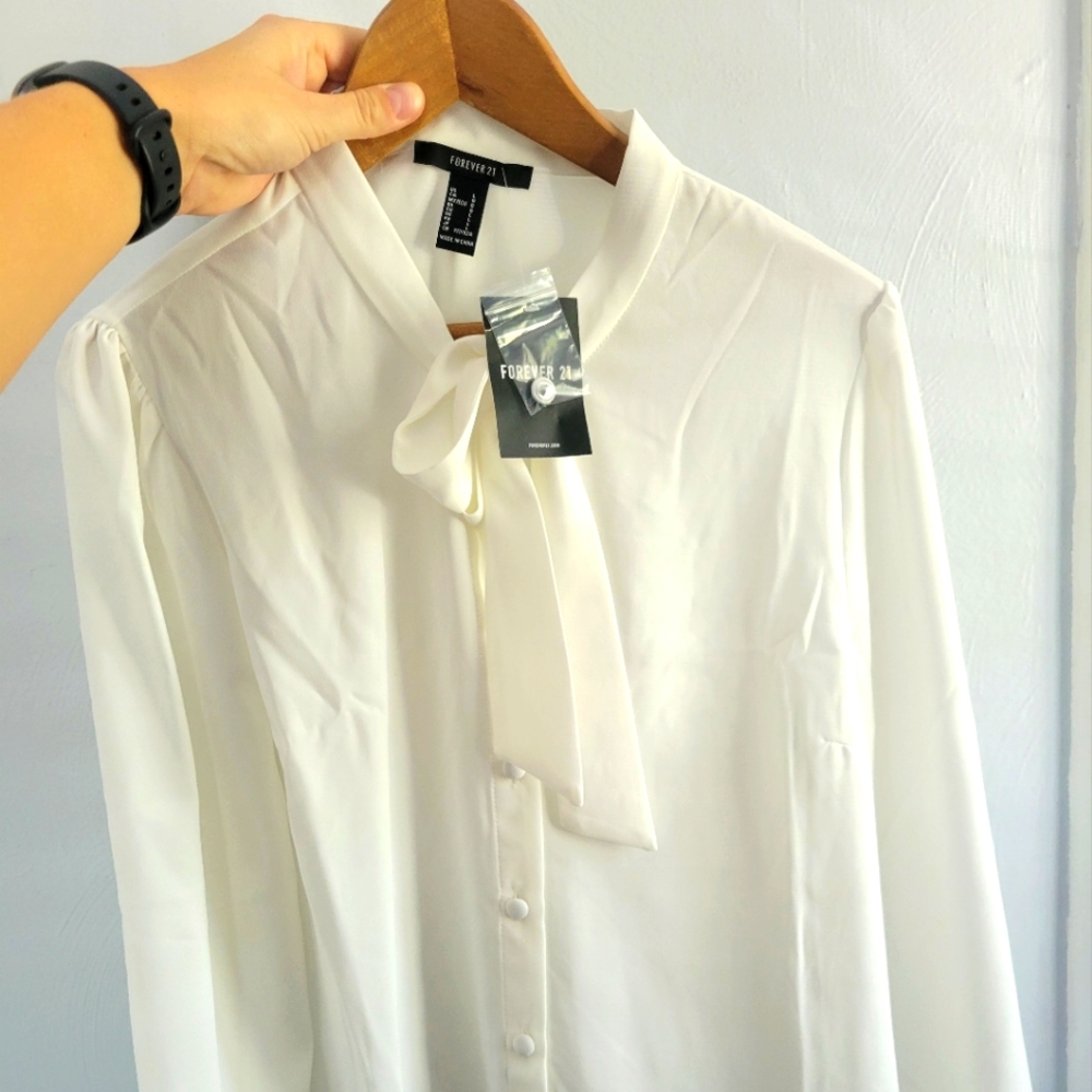 NWT white blouse